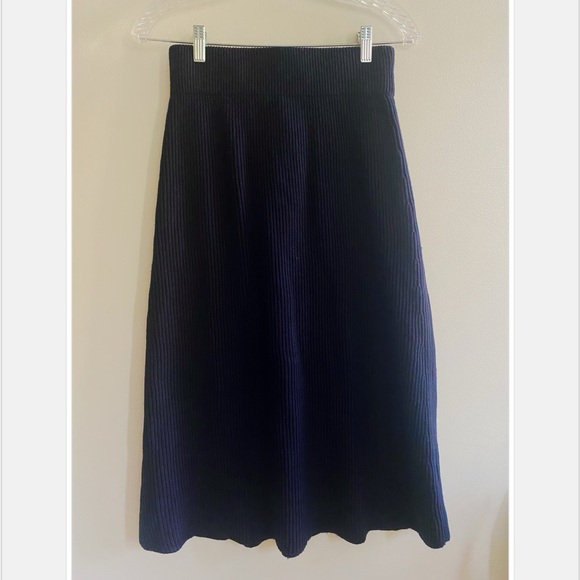 Zara ribbed knit midi skirt - Picture 1 of 2